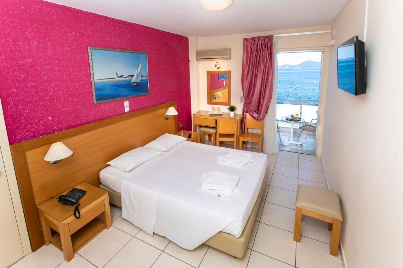 Avra Hotel Méthana Buitenkant foto